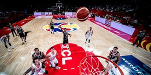 Ο Γιάννης Αντετοκούνμπο