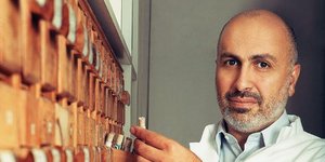 Γιώργος Κορρές συρταράκια