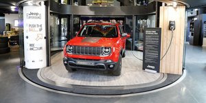 Jeep: Λανσάρει το Renegade PHEV