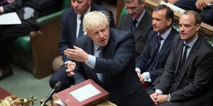 Η Βουλή των Κοινοτήτων απέρριψε το αίτημα Τζόνσον για πρόωρες εκλογές και το άτακτο Brexit 