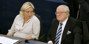 Η Μαρίν Λεπέν και ο Ζαν Μαρί Λεπέν