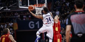 Μουντομπάσκετ 2019: Ο Αντετοκούνμπο... σκόρπισε τον τρόμο με εντυπωσιακό κάρφωμα [βίντεο]