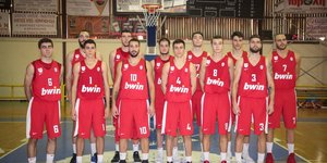 Η ομάδα μπάσκετ του Ολυμπιακού που έπαιξε με τον Ερμή Λαγκαδά