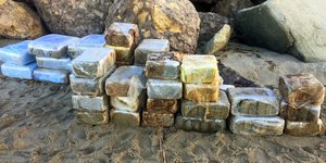 πακέτα ναρκωτικών 