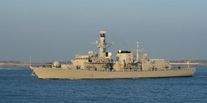  Το βρετανικό πολεμικό πλοίο HMS Kent -Φωτογραφία: Wikipedia  
