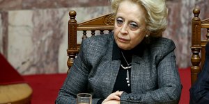 Οχι της Βασιλικής Θάνου στην πρόσκληση να παραστεί στην τελετή παράδοσης-παραλαβής της Επιτροπής Ανταγωνισμού