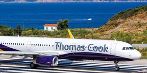 Thomas Cook αεροπλάνο στην Κρήτη