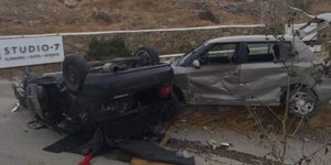 Αναποδογυρισμένο αυτοκίνητο μετά από τροχαίο