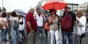 Ευκλείδης Τσακαλώτος και Αννέτα Καββαδία στην πορεία