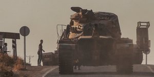 Συριακά ΜΜΕ: Εισέρχεται ο στρατός του Ασαντ στην πόλη Μανμπίτζ