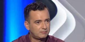 Ο Αγγελος Μπράτης ενώ σχολίαζε τη φωτογράφιση του μοντλέλου στο GNTM 2 βγήκε εκτός εαυτού