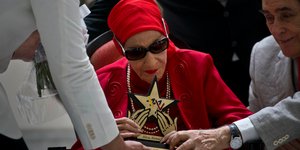 Η Αλίσια Αλόνσο παραλαμβάνει βραβείο
