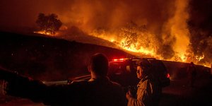 Μεγάλη πυρκαγιά εκδηλώθηκε στην Καλιφόρνια