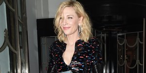 Η Κέιτ Μπλάνσετ με ολόσωμη φόρμα 