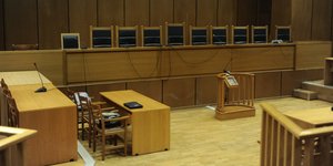 Ο ΔΣΑ ζητάει την παρουσία ιατρού στα μεγάλα δικαστήρια της χώρας
