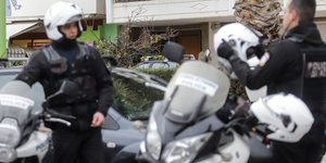 ΔΙΑΣ δυο αστυνομικοί