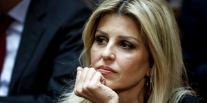 Έσπασαν για τέταρτη φορά το αυτοκίνητο της Έλενας Ράπτη [εικόνα]