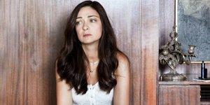 Η Έμιλυ Κολιανδρή στον ρόλο της Ηλέκτρας στη σειρά «Έρωτας Μετά»