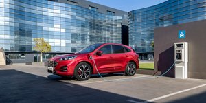 H Ford ενισχύει τους κατόχους ηλεκτρικών και plug in υβριδικών αυτοκινήτων