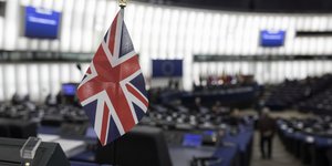 Η Γαλλία είναι πρόθυμη να δώσει την αναβολή του Brexit