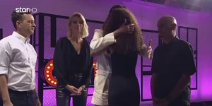 Οι κριτές τους GNTM 2 αγκάλιασαν το μοντέλο πριν αποχωρήσει