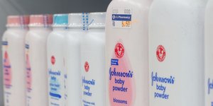 Είναι η πρώτη φορά που η Johnson & Johnson ανακαλεί αυτό το προϊόν