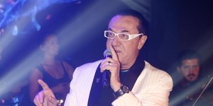 Ο Λευτέρης Πανταζής μας δείχνει το σπίτι του