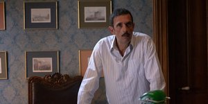 Ο Λεωνίδας Κακούρης στον ρόλο του Δούκα Σεβαστού στις «Άγριες Μέλισσες»