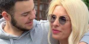 Η Ελένη Μενεγάκη με τον γιο της, Άγγελο Λάτσιο
