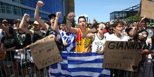 Η ανάρτηση της ομάδας του Γιάννη Αντετοκούνμπο
