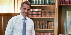 Πώς μπορεί να φτάσουμε στην απόλυτη πλειοψηφία των «300»