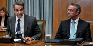 Ο πρωθυπουργός με τον υπουργό Οικονομικών
