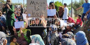 «Η Μόρια είναι κόλαση», φωνάζουν γυναίκες που ζουν στον καταυλισμό