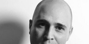 Κωνσταντίνος Μπογδάνος ασπρόμαυρη φωτό