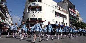 Παρέλαση στη Λάρισα για την 28η Οκτωβρίου