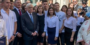 Προκόπης Παυλόπουλος με παιδια