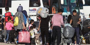 Πρόσφυγες και μετανάστες