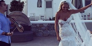 νυφη χορεύει