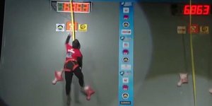 Η ώρα της αναρρίχησης για τη spiderwoman
