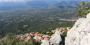 Σπίτια σε βουνό