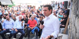 Ειρωνίες του Αλέξη Τσίπρα για τον Κυριάκο Μητσοτάκη