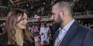 Εφη Αχτσιόγλου και Δημήτρης Τζανακόπουλος χαμογελούν