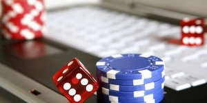 Νέο νομοθετικό πλαίσιο για την αγορά τυχερών παιγνίων μέσω διαδικτύου