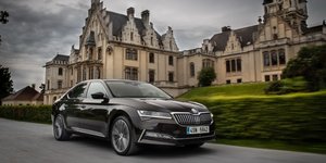 Η ανανεωμένη Skoda Superb στην ελληνική αγορά