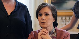 Η Αγορίτσα και η Ανετ στις Αγριες Μέλισσες