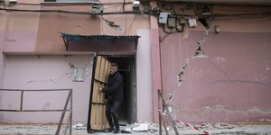 Aλβανία μετά τον σεισμό ρωγμές