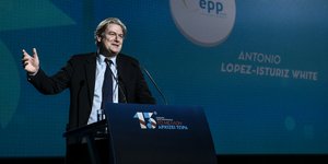 Ο γενικός γραμματέας του ΕΛΚ, Αντόνιο Λόπεζ- Ιστουρίθ