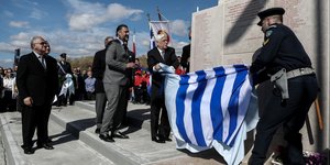 Αποκαλυπτήρια μνημείου από Παυλόπουλο