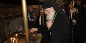 Αρχιεπίσκοπος Ιερώνυμος: «Θέλω να μιμηθώ την κίνηση του μητροπολίτη πρώην Καλαβρύτων»