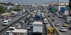 Μποτιλιάρισμα στην εθνική οδό